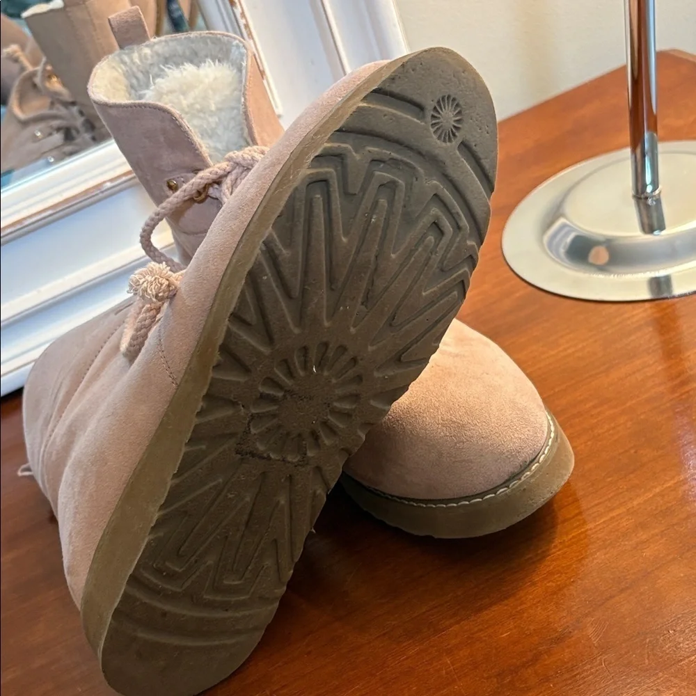 JustFab Blush Winter Boots with Faux Fur Size 9